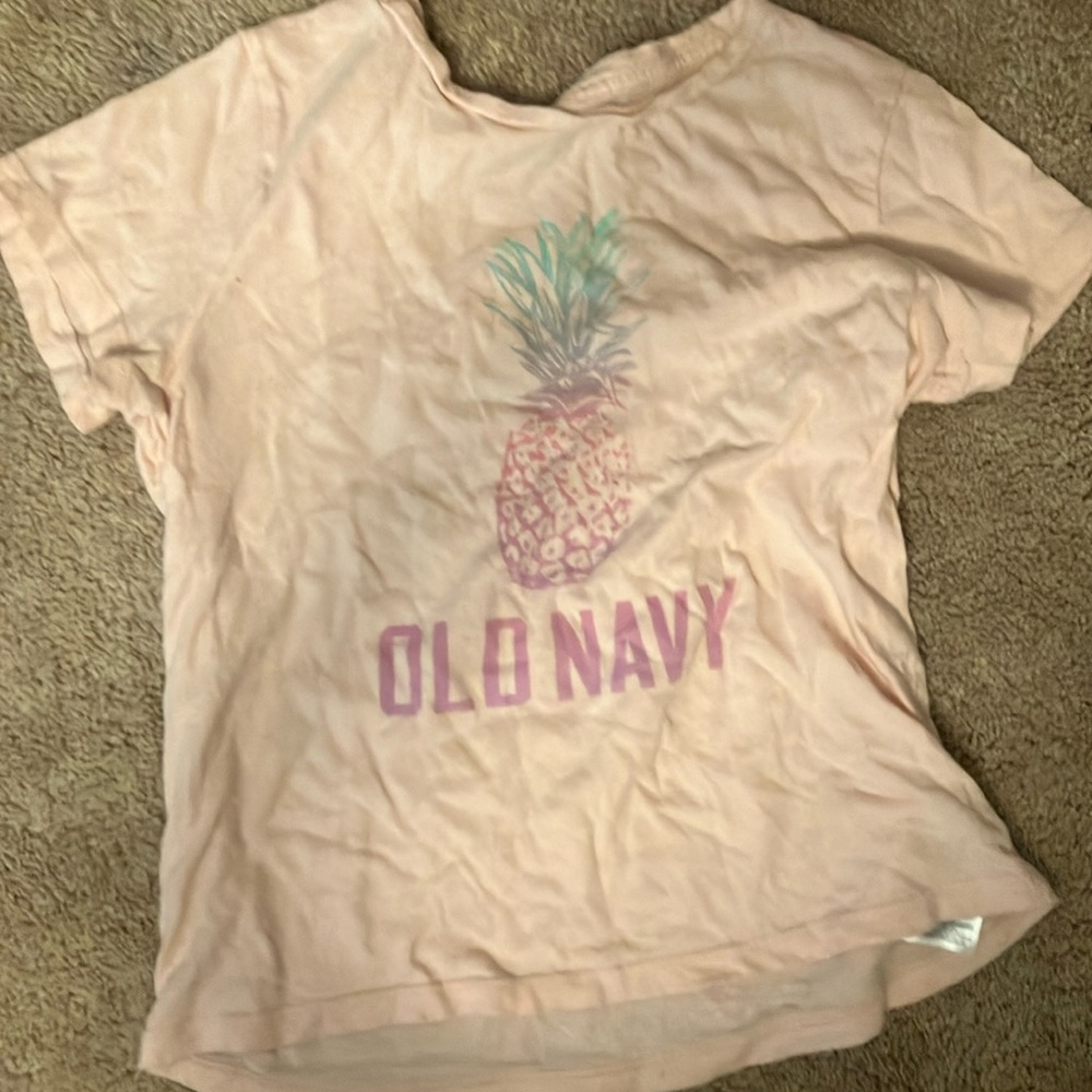 Super cute old navy shirt